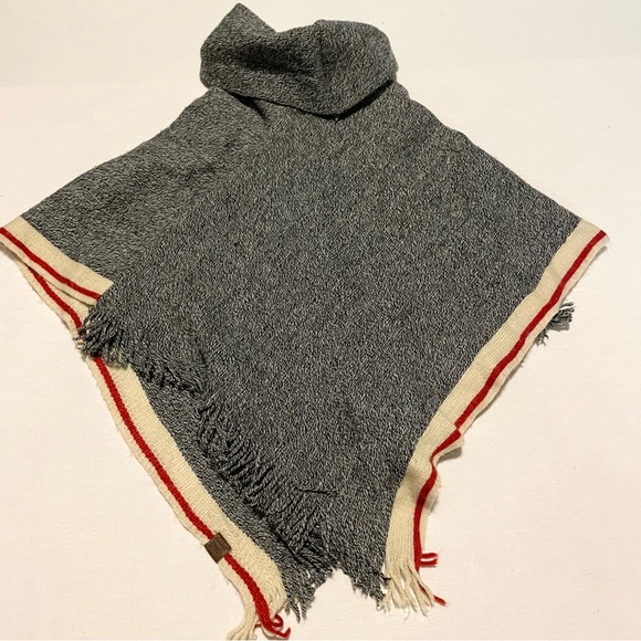Roots Kids S/M Poncho Shawl Sweater - Picture 9 of 14